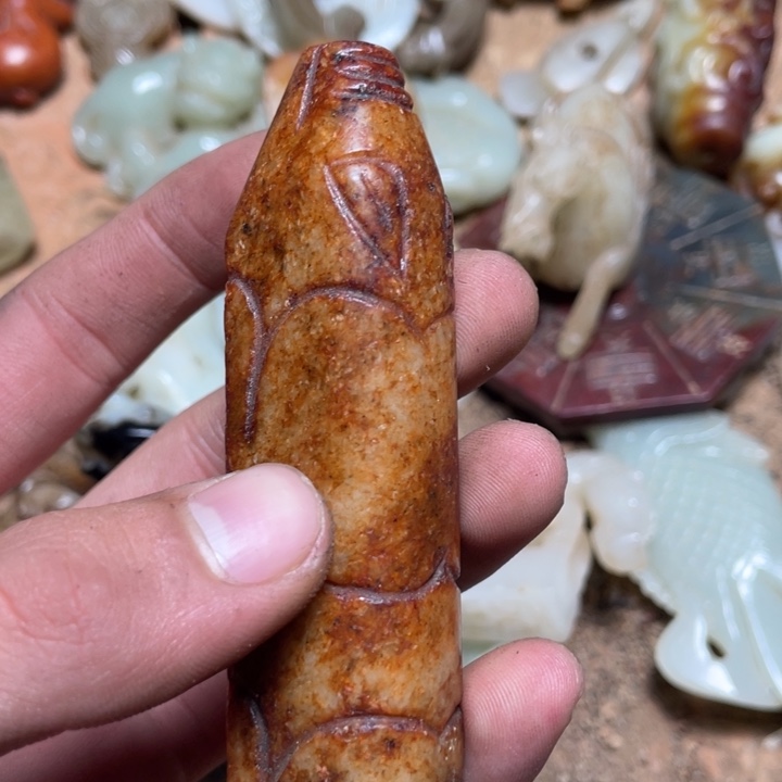 和田玉（糖玉）未镶嵌颈饰