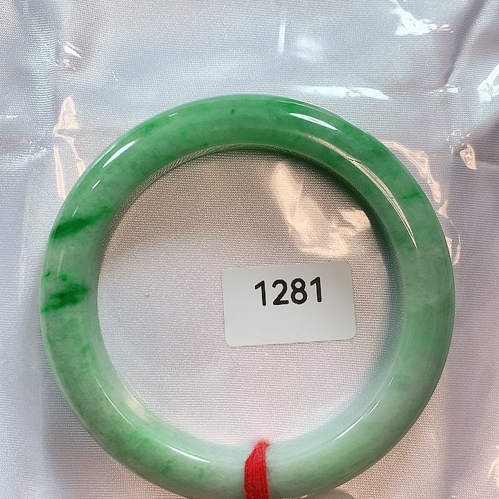 翡翠手镯未镶嵌天然翡翠手镯56