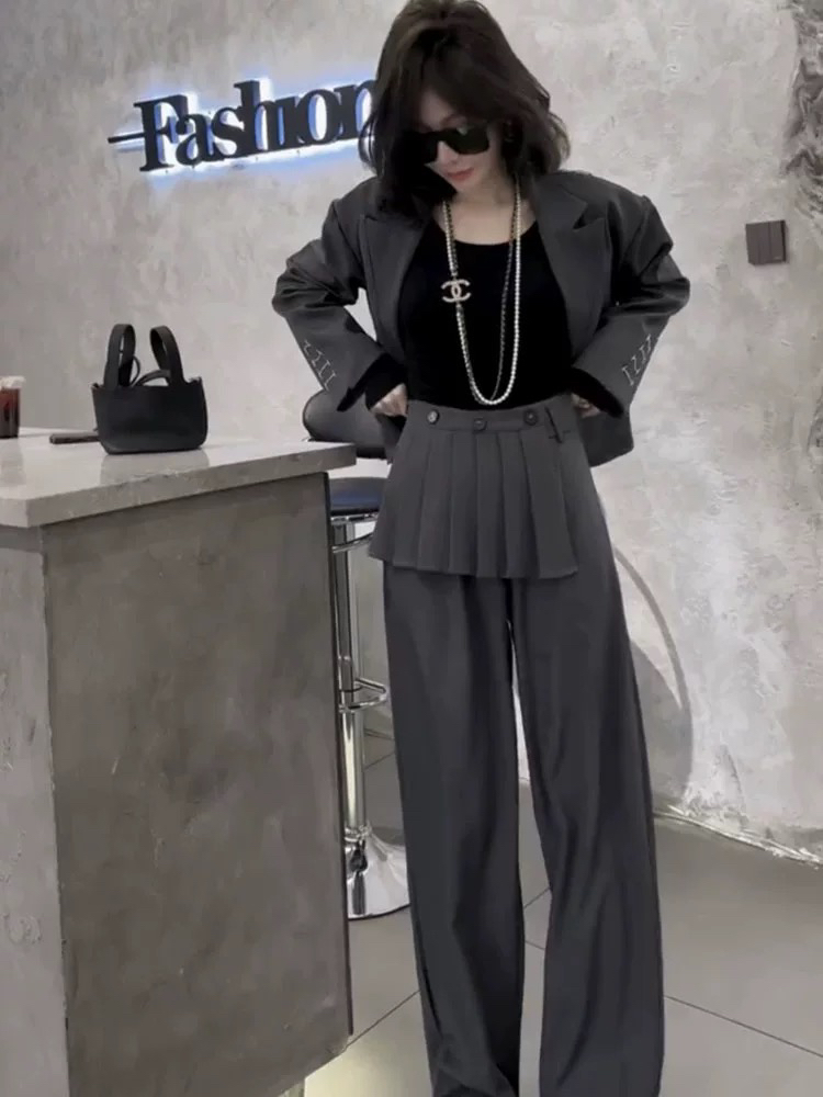 【大碗】25年超火今年流行的女装小香风灰色外套阔腿裤减龄两件套装