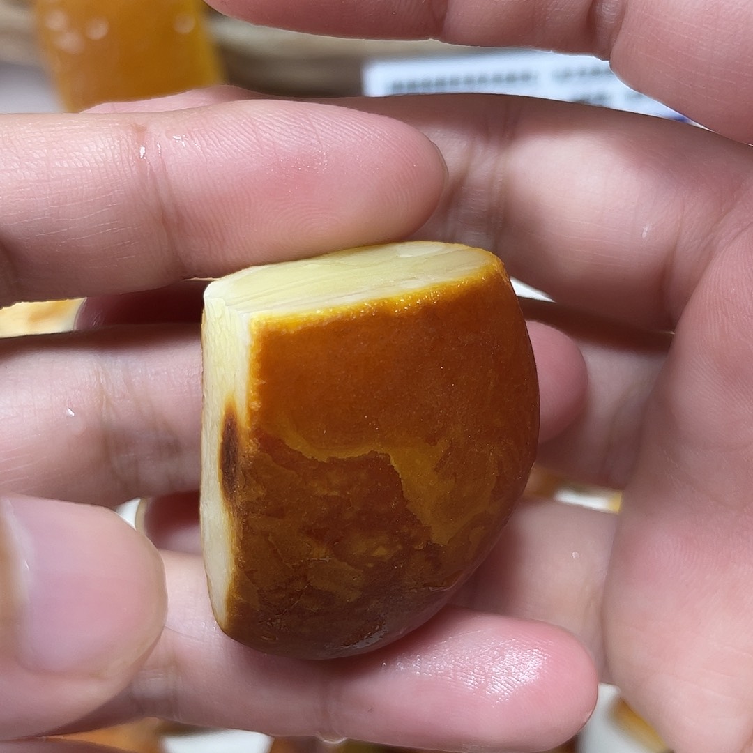 定制琥珀未镶嵌原矿琥珀