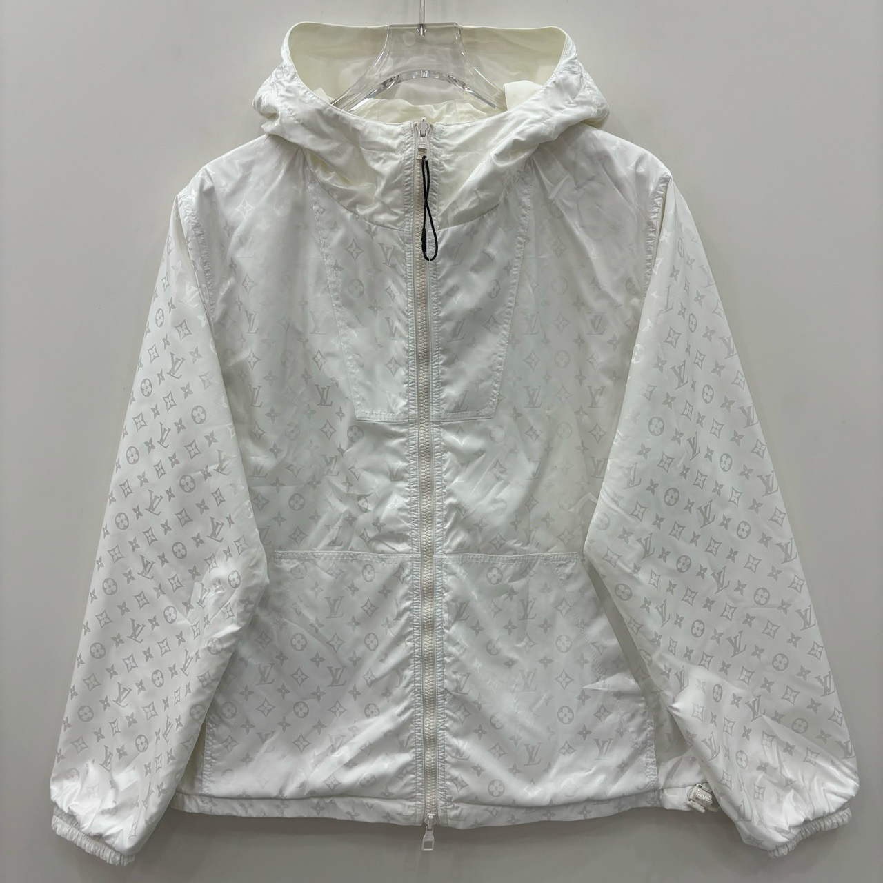 Louis Vuitton 路易威登/别针满印双面冲锋衣/46码/充新/编号6767