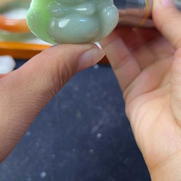 未镶嵌手镯石英岩玉