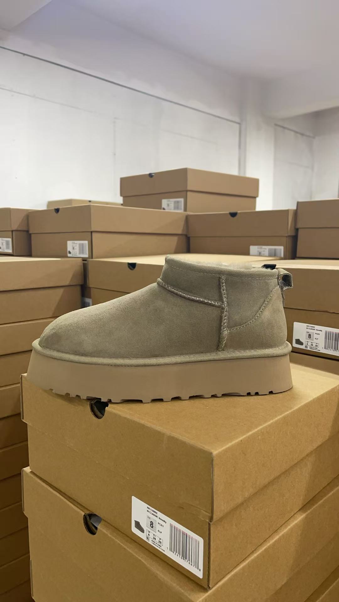 周冬雨厚底2025冬季新款时尚百搭保暖雪地靴