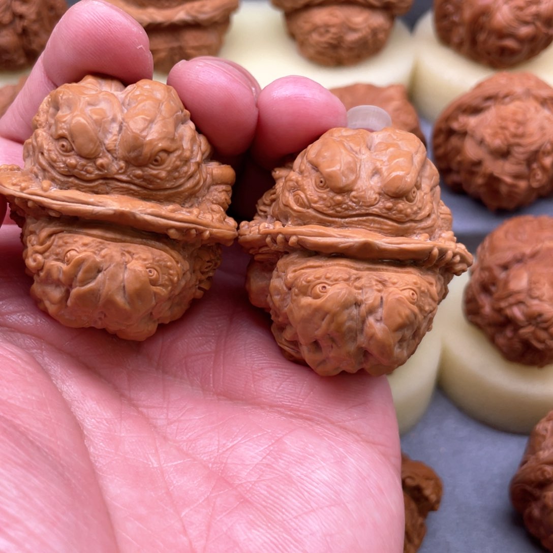 核桃手串/手链锋**门金蝉蛤蟆头