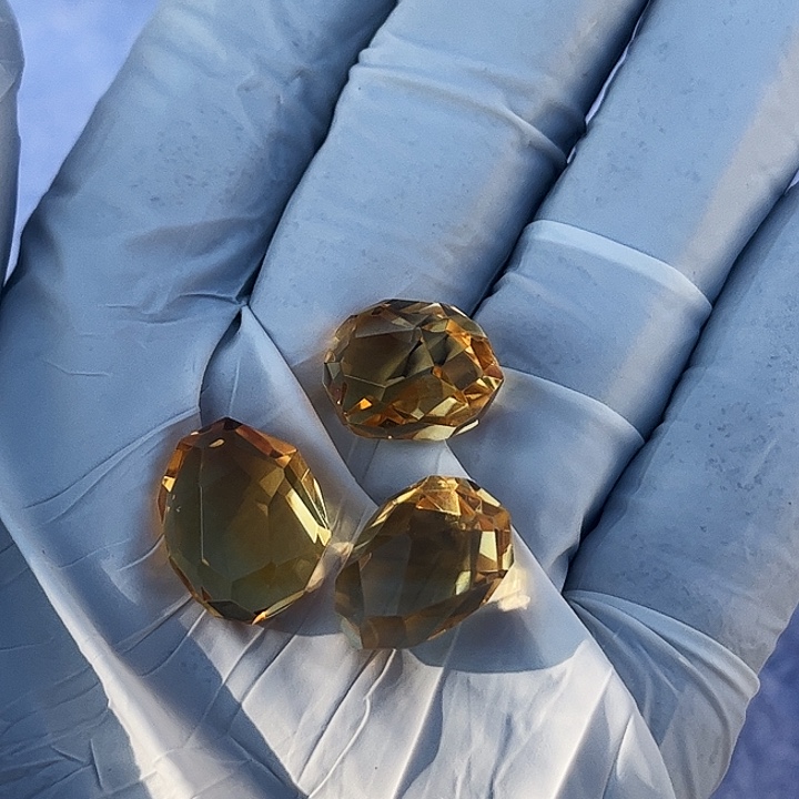 小***熊水晶未镶嵌吊坠(不含链)