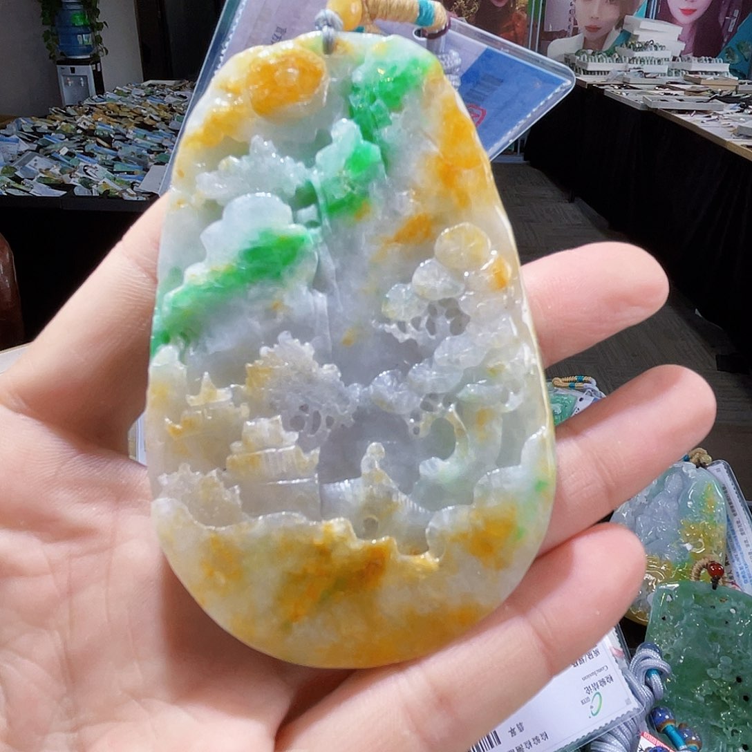 颈饰未镶嵌翡翠一