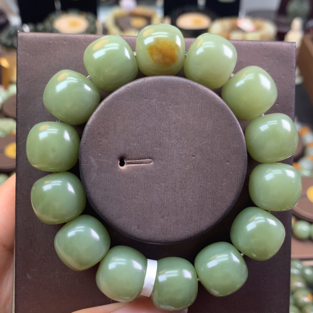 和田玉手链未镶嵌