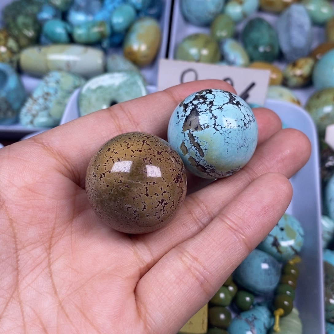 英***0绿松石未镶嵌颈饰