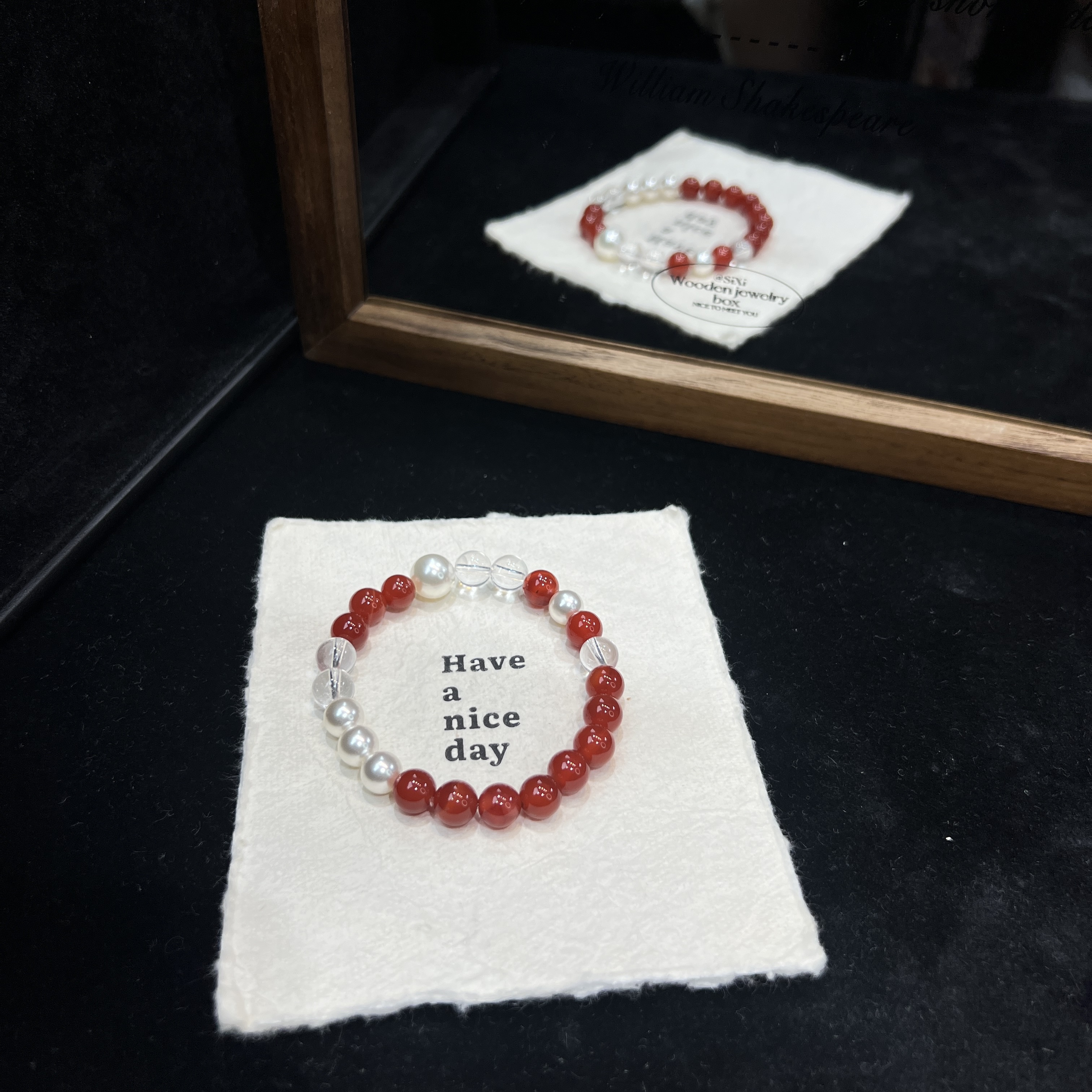 单圈红玛瑙配白水贝珠 设计款 多样性发一【A279】