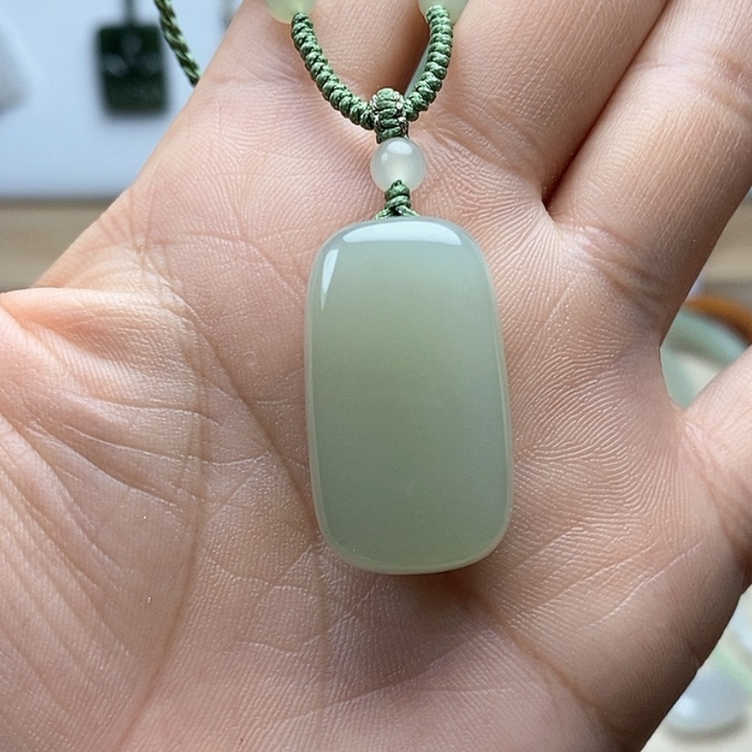 【闪购商品】和田玉颈饰未镶嵌