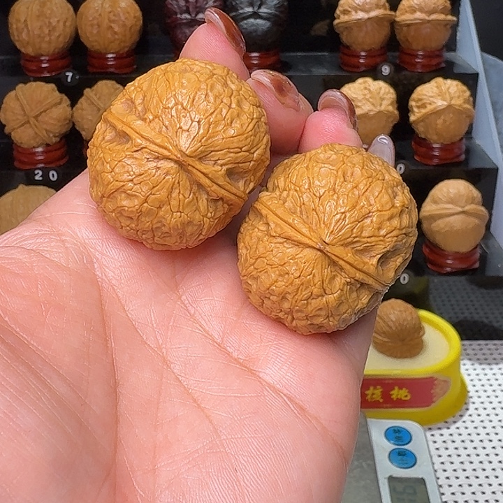 把件文玩核桃铁锤38尺…………08号