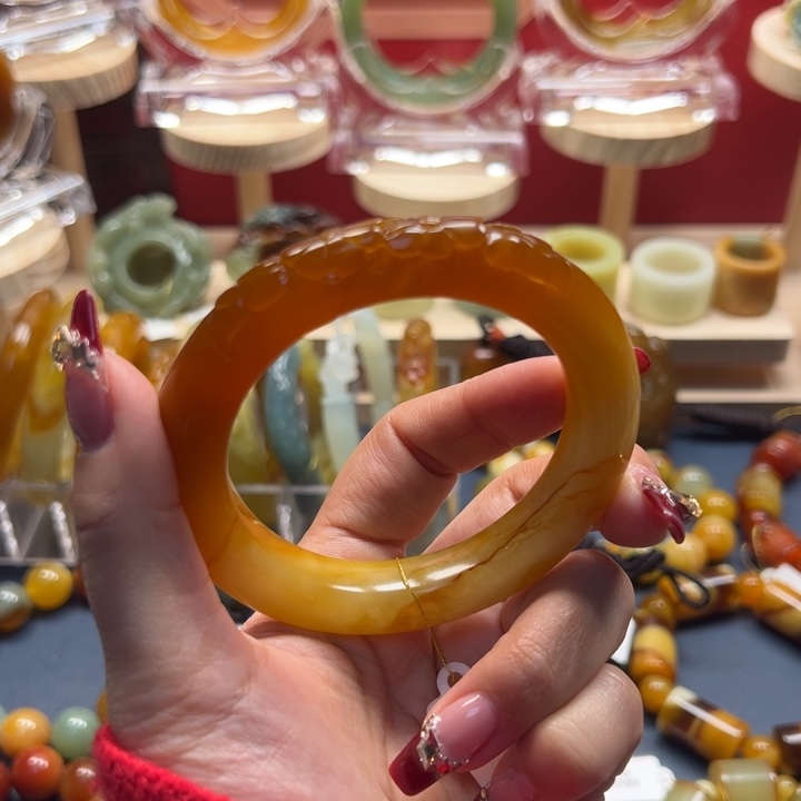 蛇纹石玉手镯未镶嵌内径59