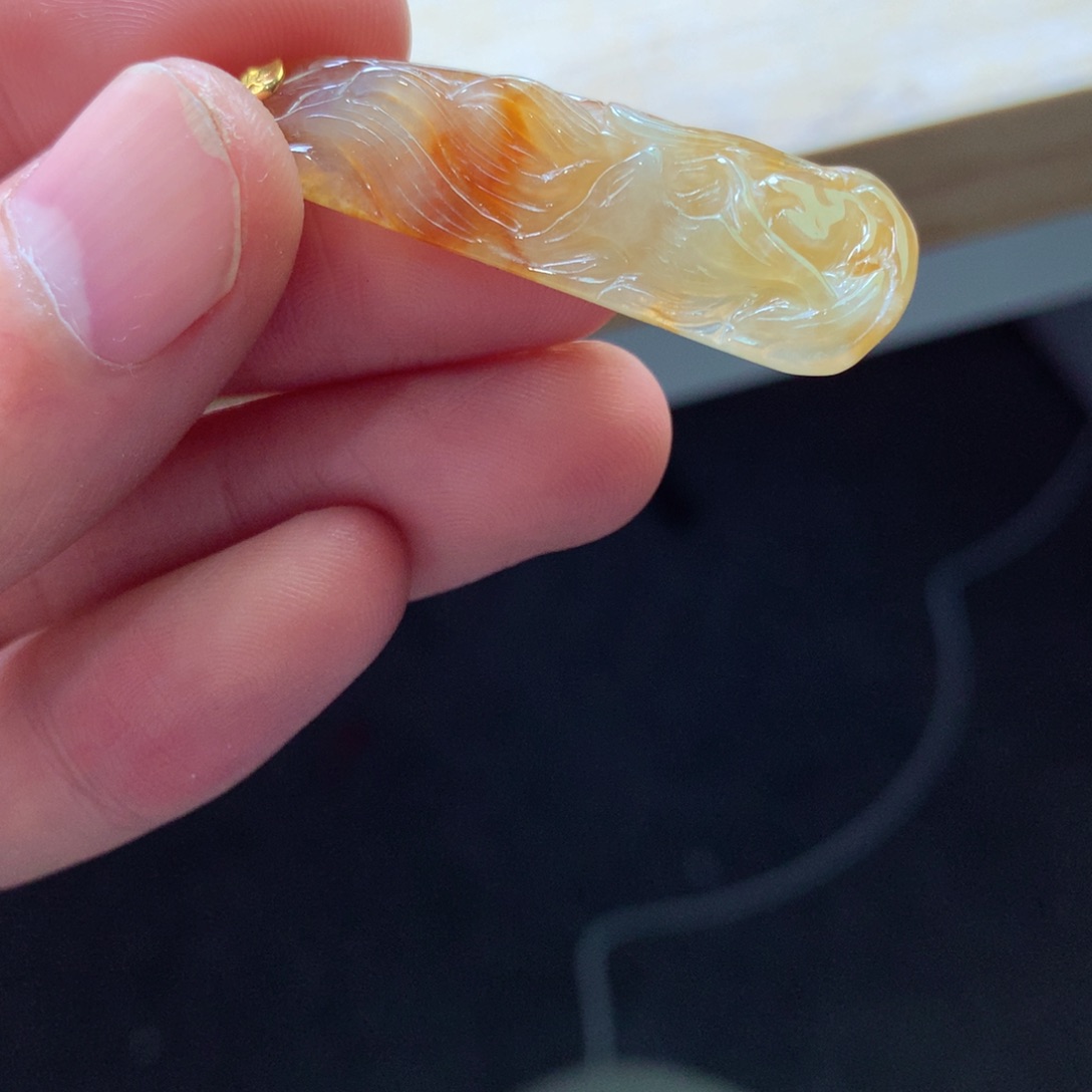 翡翠颈饰18K金镶嵌吊坠