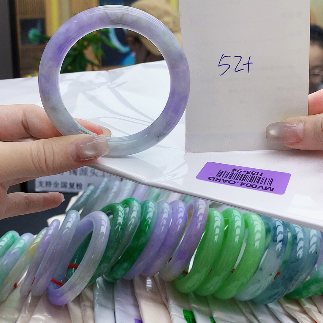 翡翠手镯未镶嵌jj