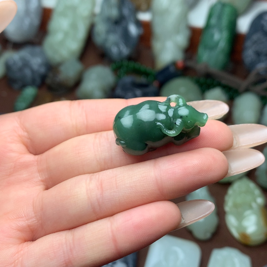 和田玉挂件未镶嵌