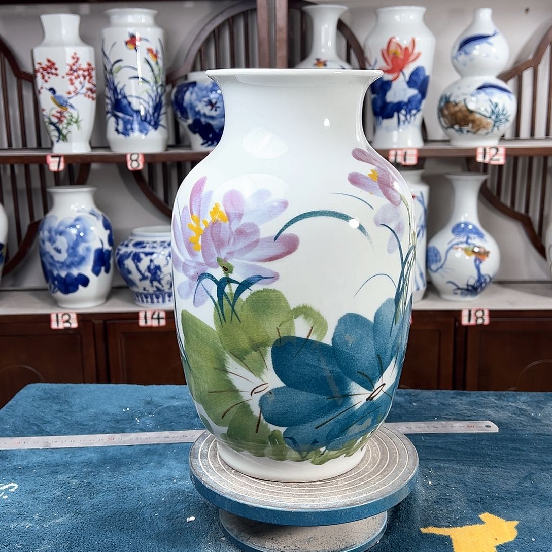 摆件景德镇陶瓷大冬紫荷