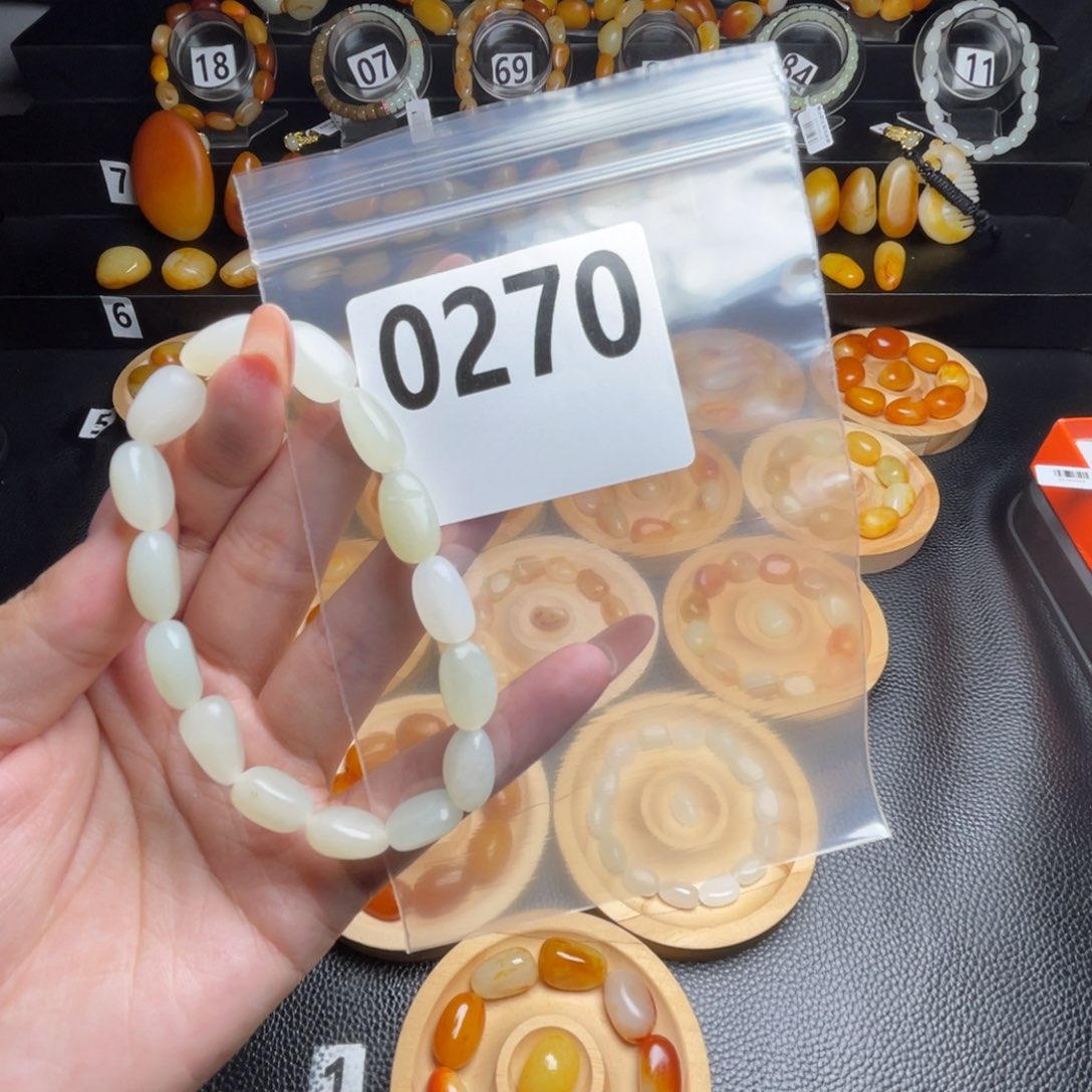 未镶嵌手串和田玉