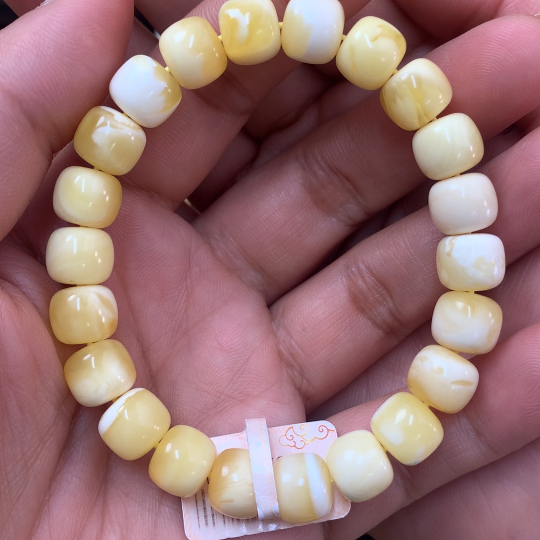 未镶嵌琥珀裸石Z*1蜜蜡