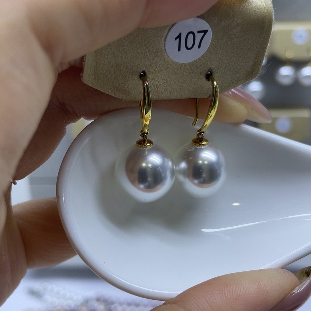 淡水珍珠耳饰未镶嵌