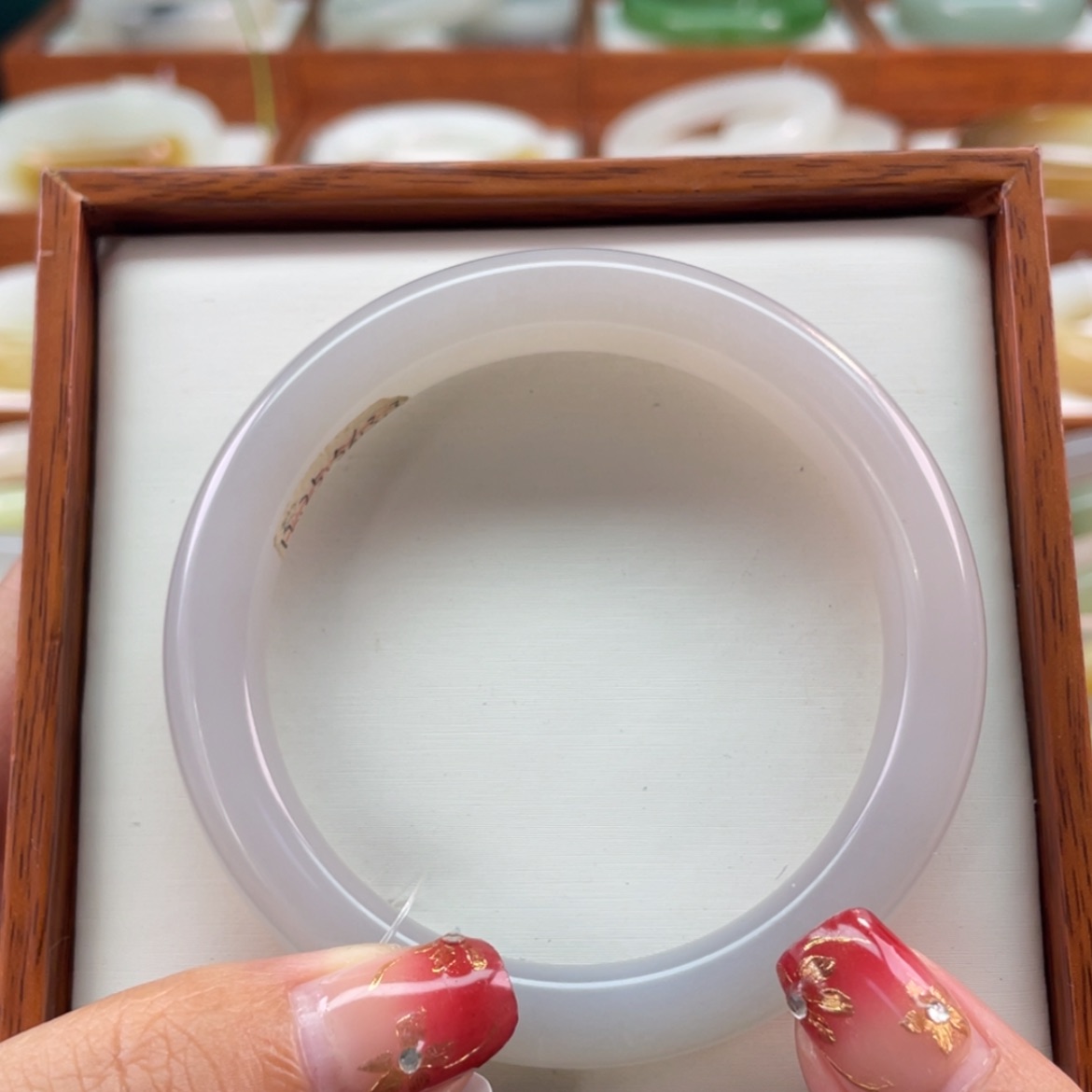 【闪购商品】和田玉手镯未镶嵌58