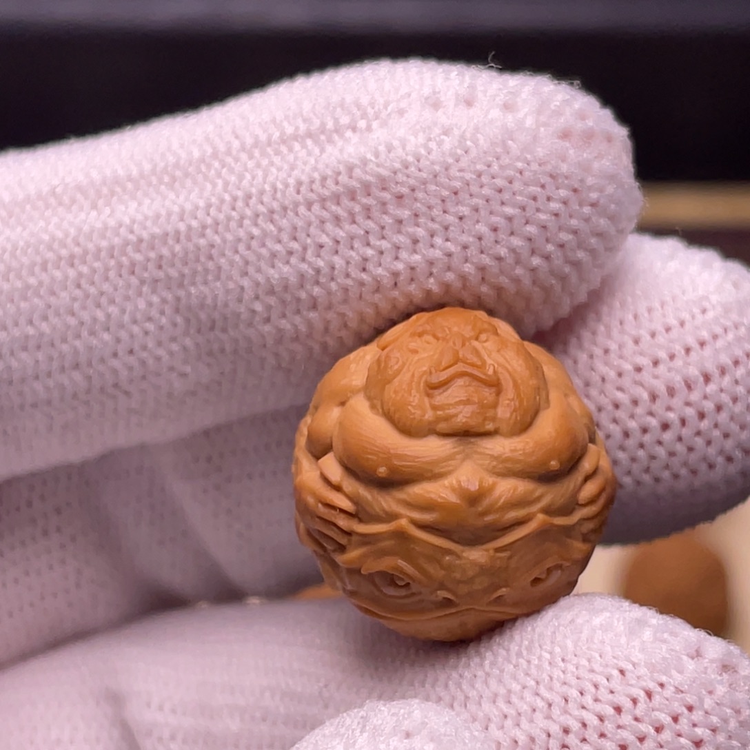 猴头核桃吊坠金蟾傲霸17.5左右