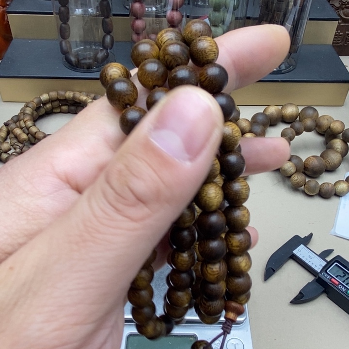 沉香沉香碎屑海南野生猫眼莺歌绿0.8