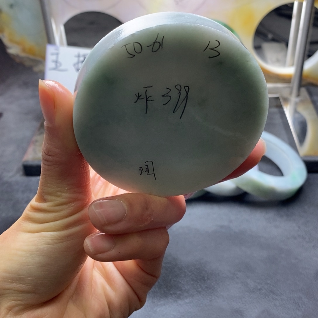 定制翡翠正未镶嵌