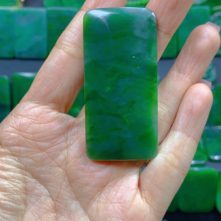 和田玉未镶嵌珠宝半成品