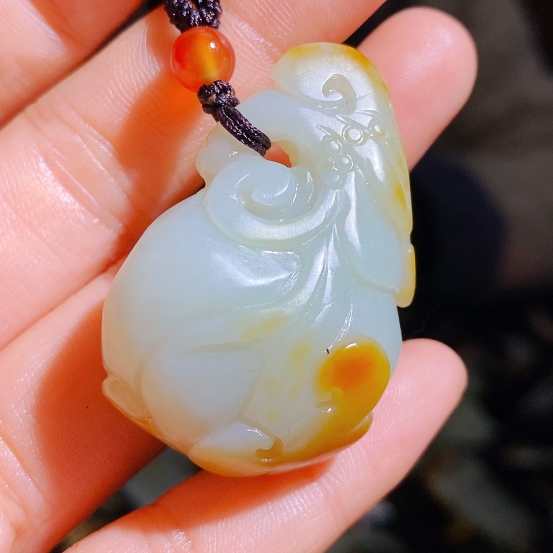 和田玉颈饰未镶嵌