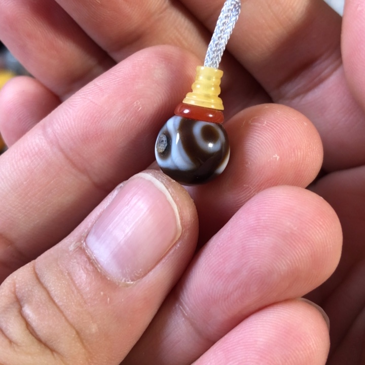 蜜蜡珠宝奇石未镶嵌