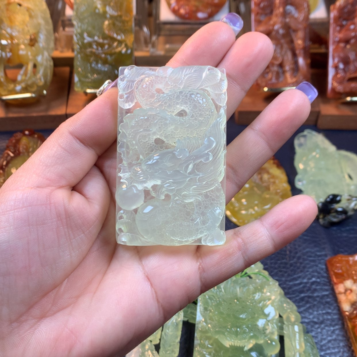 【闪购商品】蛇纹石玉颈饰未镶嵌