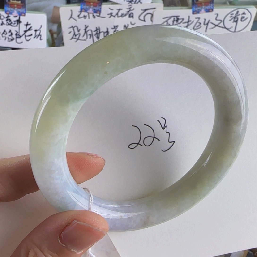 翡翠手镯未镶嵌老坑55