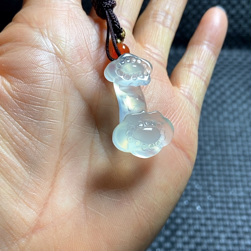 【闪购商品】未镶嵌蛇纹石玉颈饰