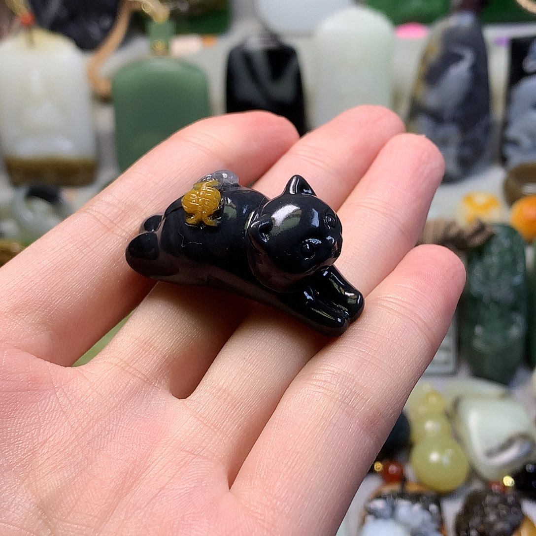 和田玉未镶嵌颈饰或*