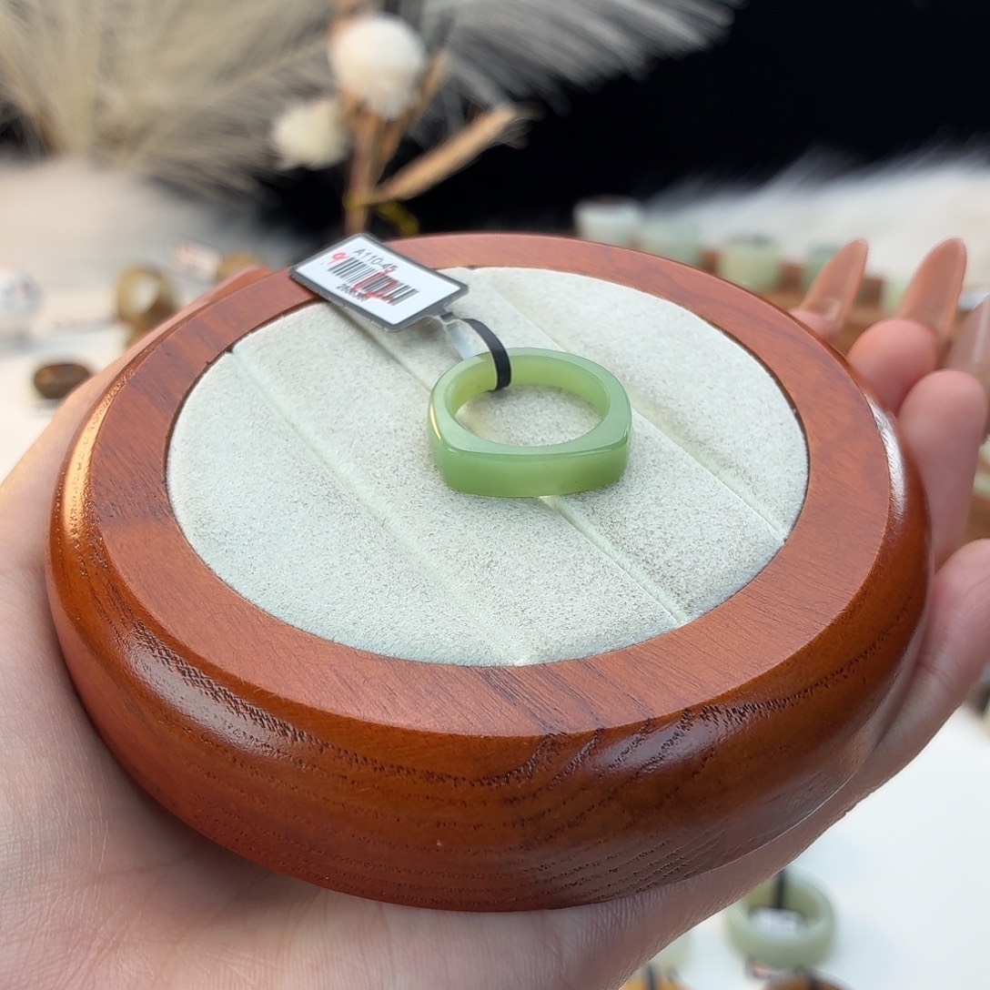 和田玉未镶嵌戒指翠青马鞍17.48j45