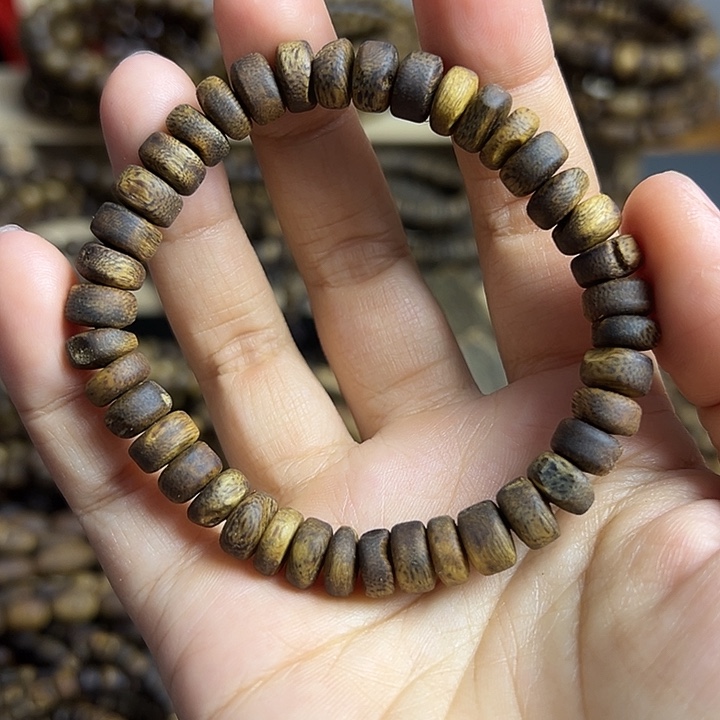 沉香沉香碎屑卡8算盘单圈7克