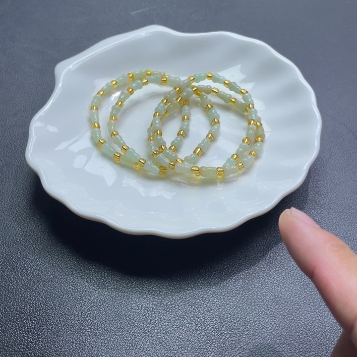 翡翠未镶嵌手链翡翠手链
