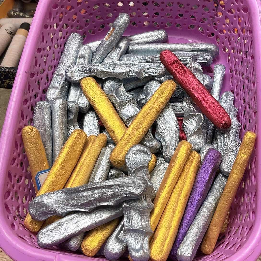 M***~哈哈哈哈哈刚刚手捏金3银1差价