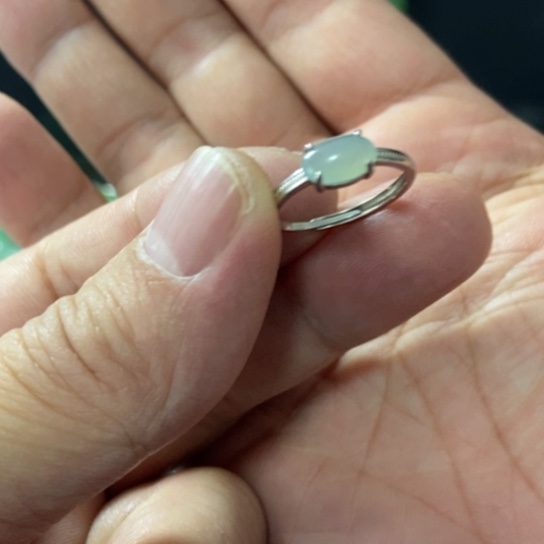 翡翠银S925镶嵌戒指好看