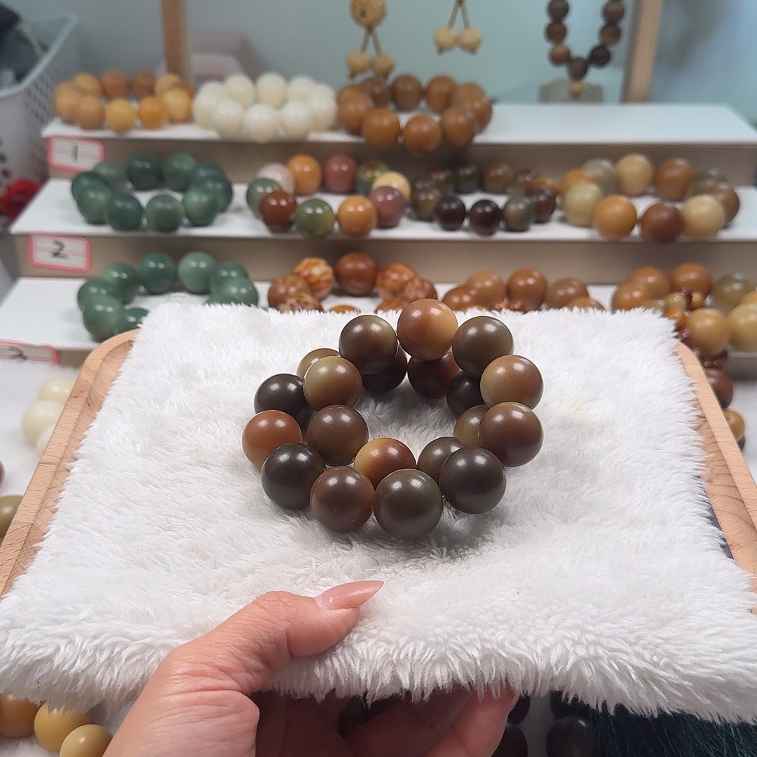 青***雪菩提根/象牙果吊坠卡22微瑕