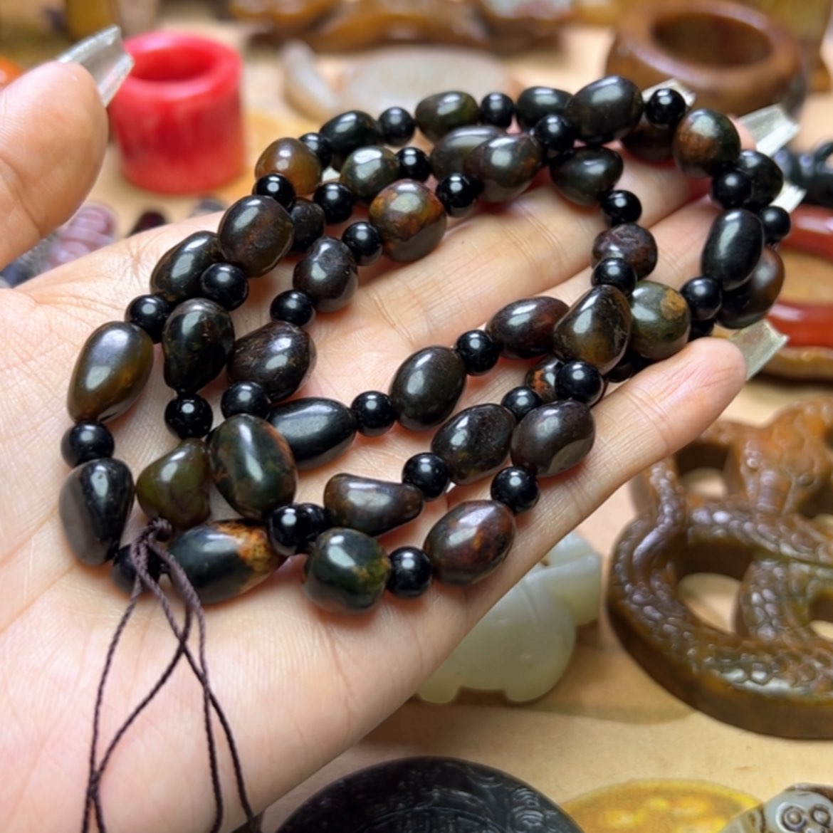 【闪购商品】蛇纹石玉颈饰未镶嵌