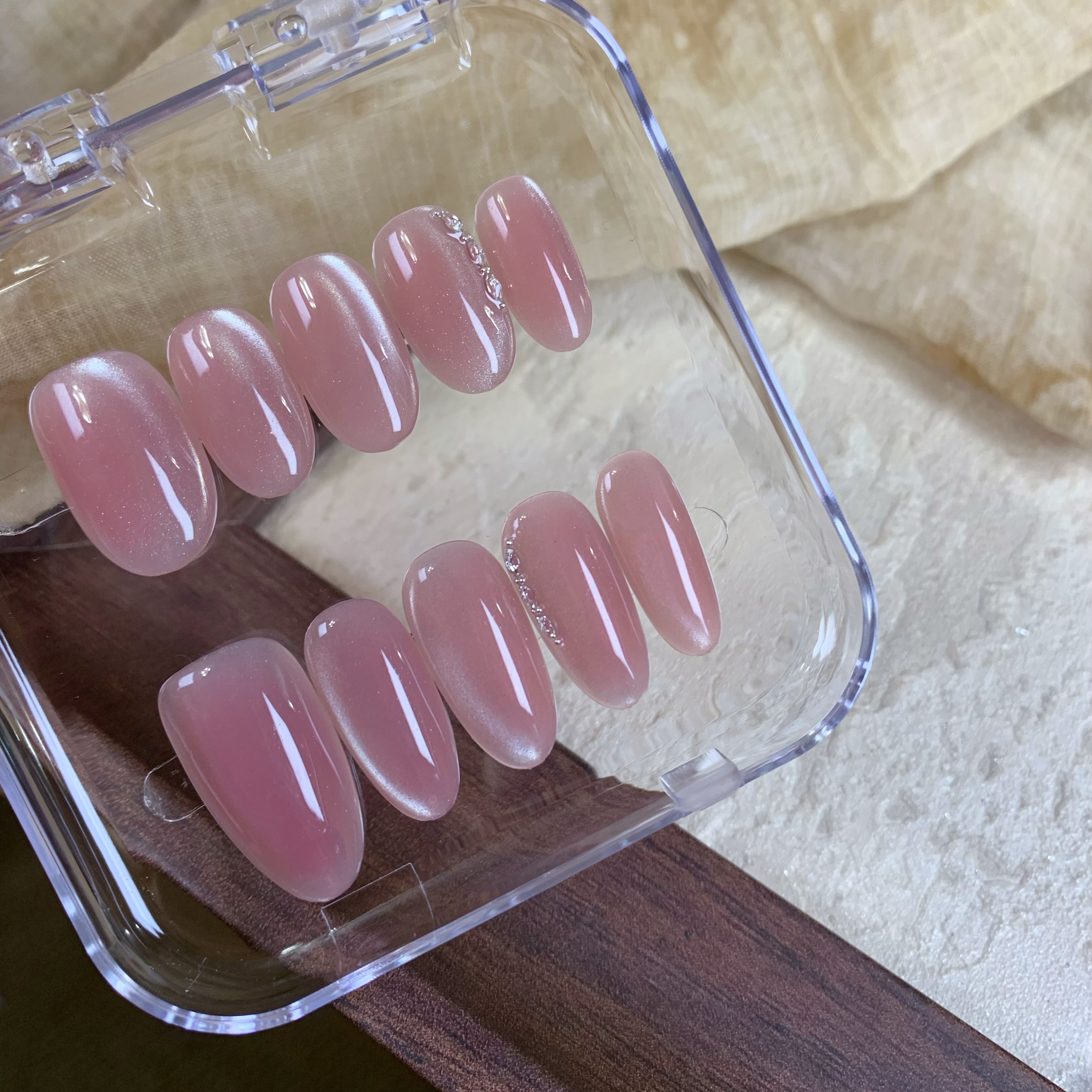 预售 葡萄冰透 半透色猫眼纯手工穿戴甲美甲日常显白甲片