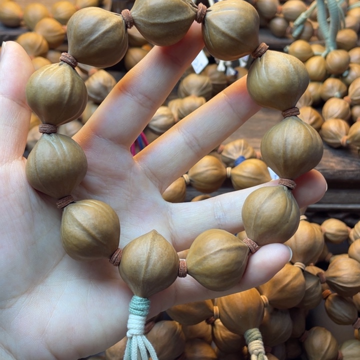 L***哥手串/手链橄榄核广东铁23*27