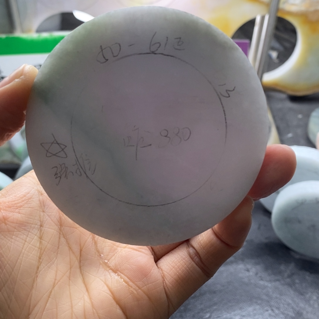 定制翡翠未镶嵌翡翠手镯