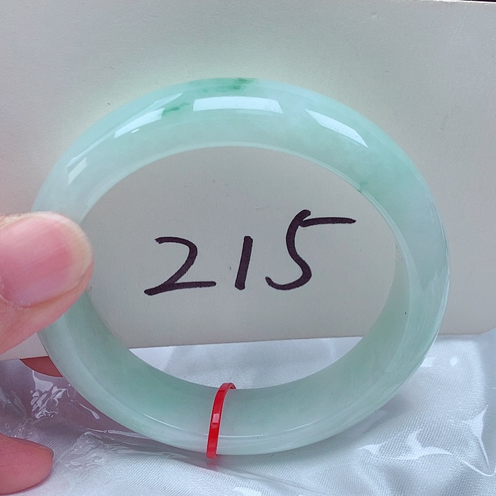 翡翠未镶嵌手镯（贵妃镯）翡翠