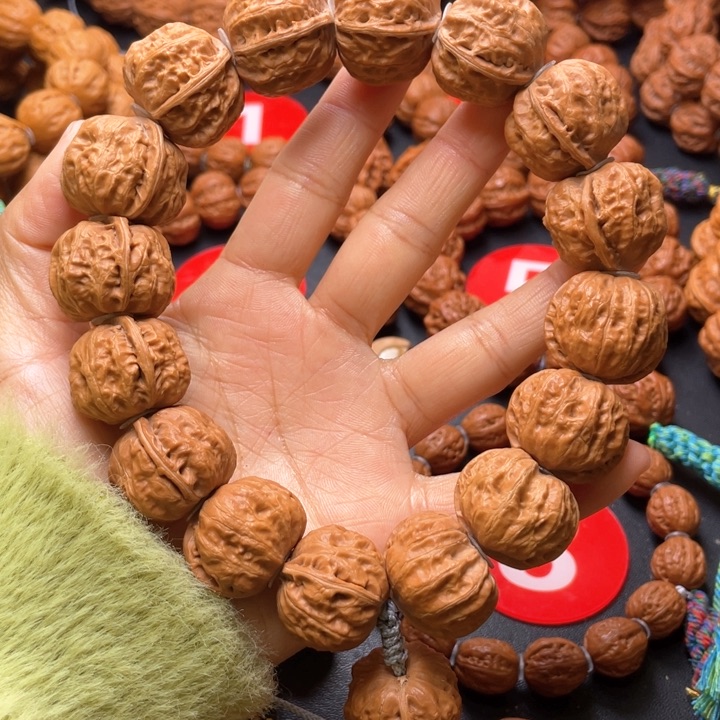 文玩核桃吊坠蛤蟆