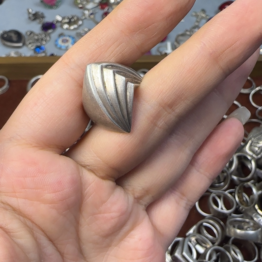 3***0925银中古精美饰品放漏