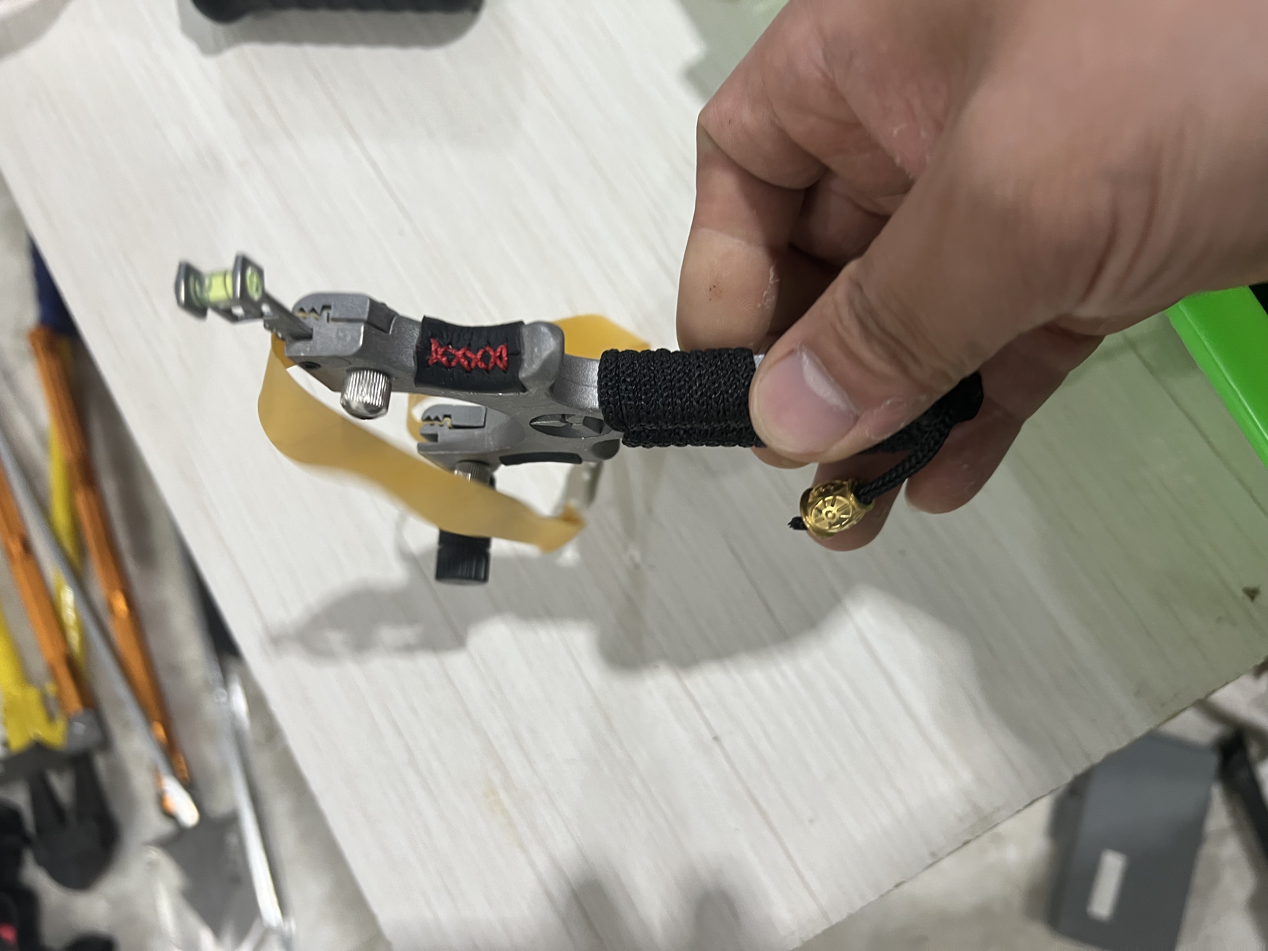 手动把玩弹弓0326