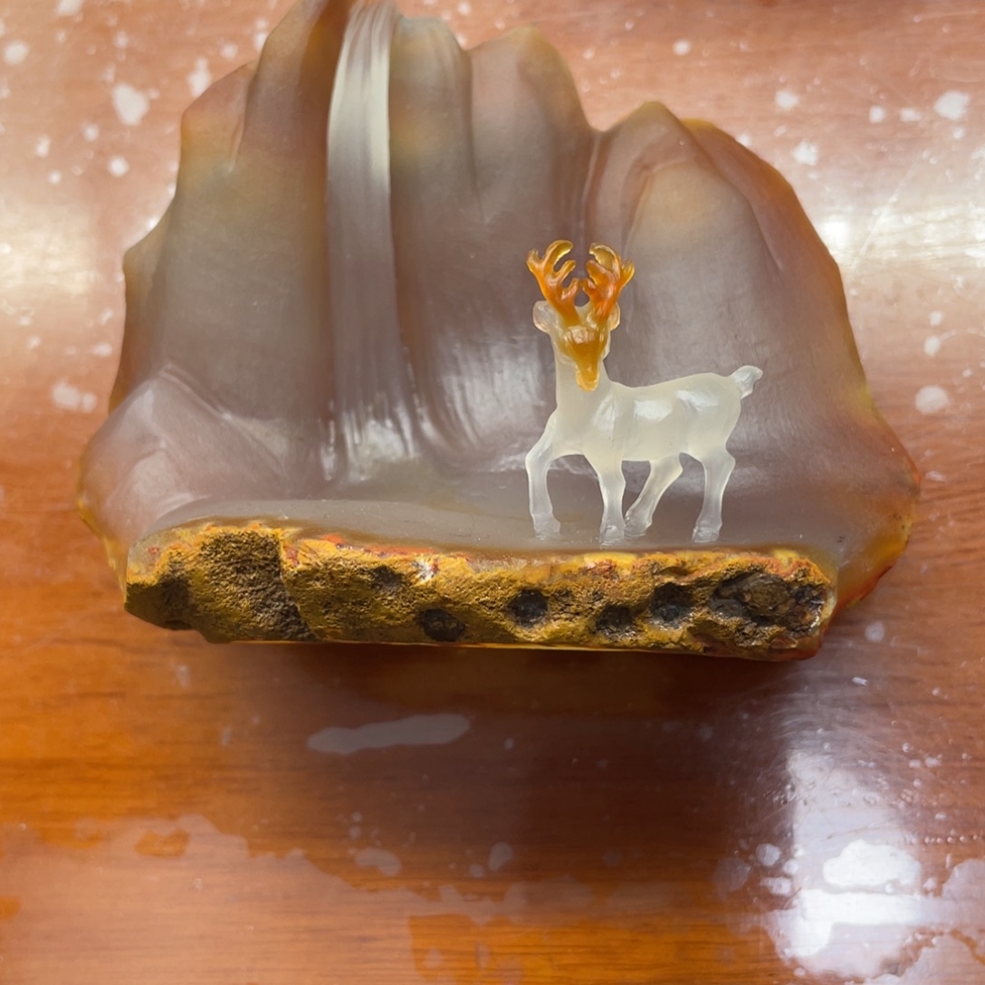 祁****玛瑙/玉髓未镶嵌颈饰