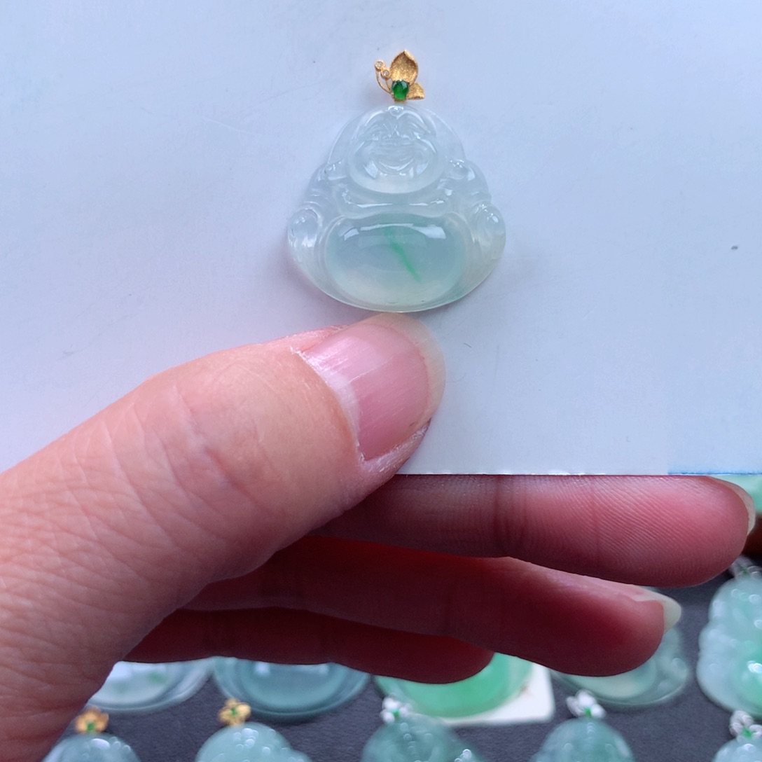 翡翠吊坠(不含链)18K金镶嵌